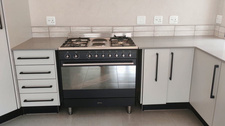 3 Bedroom Property for Sale in Highlands Western Cape